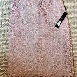 Tahari Arthur Levine LUXE pencil skirt pink/mauve/lilac satin with lace. Size2P